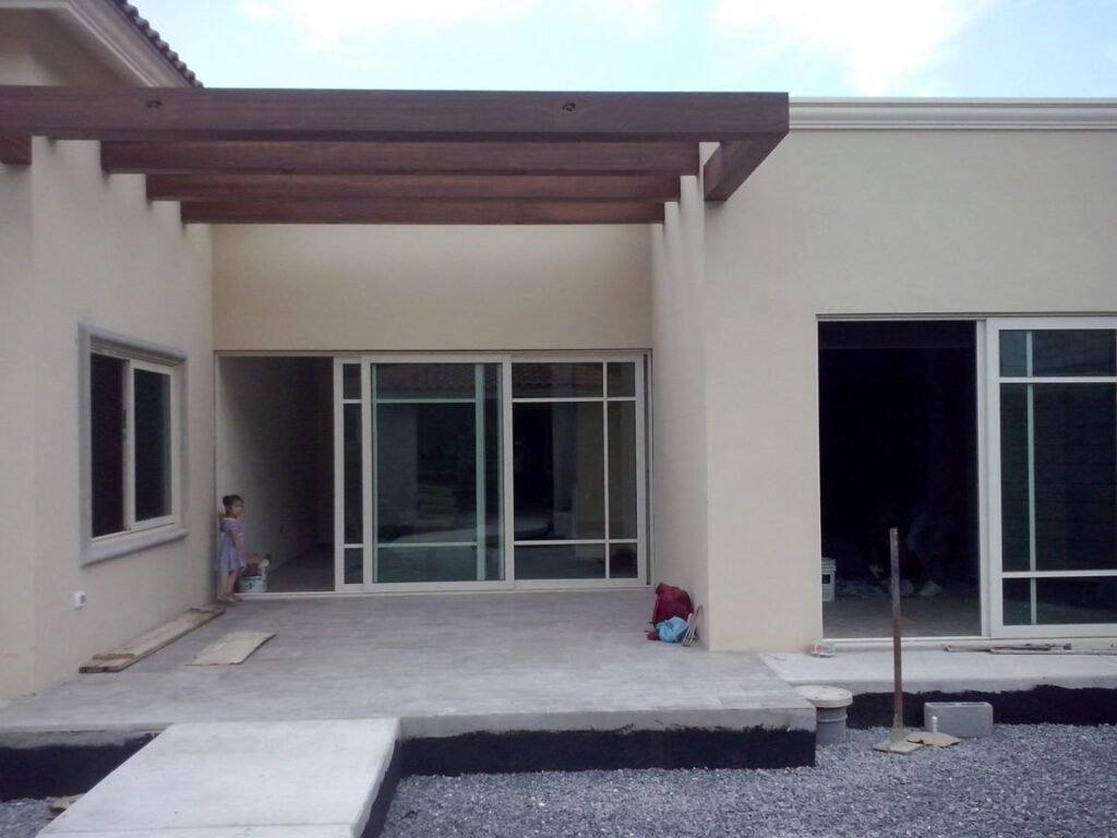 FOTO RESIDENCIAL LAS AGUILAS