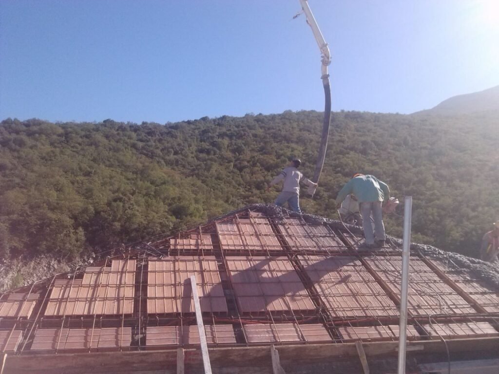 FOTO RESIDENCIAL LAS AGUILAS