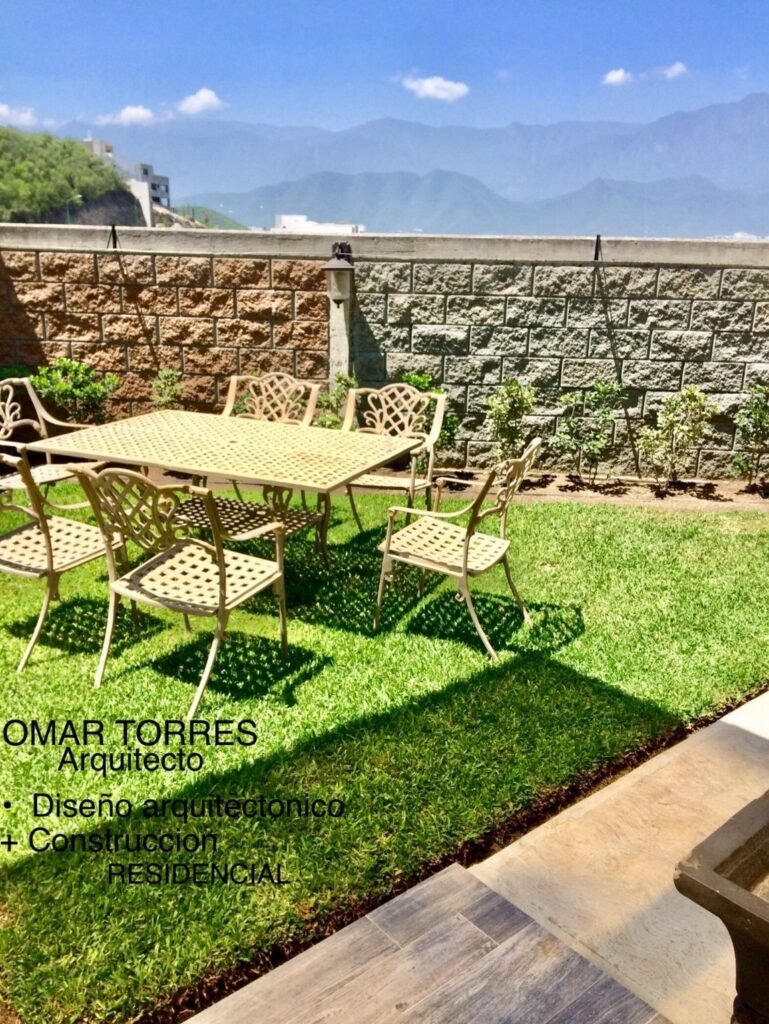 FOTO RESIDENCIAL LAS AGUILAS